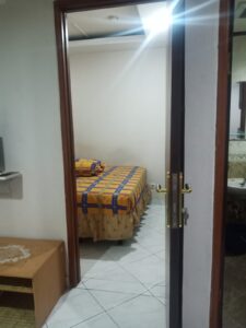 ruang-kamar-tidur-963b90837e86691ee9ba9e0df42ef559